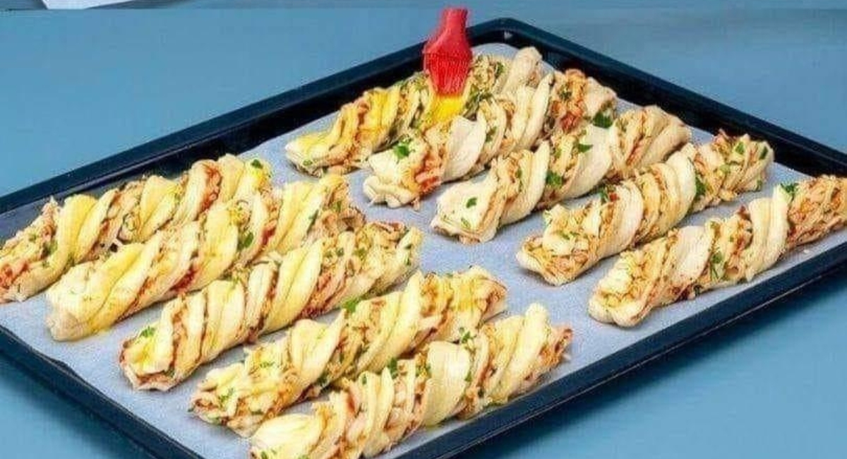 Bâtonnets de pâte feuilletée au jambon et fromage seulement 4 ingrédients