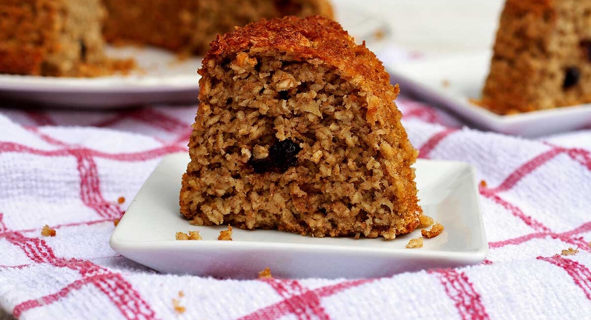 Bolo de aveia e maçã