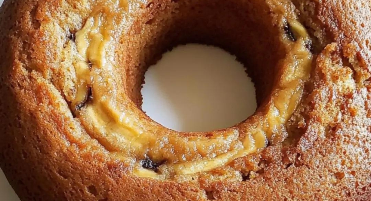 Fresh Apple Bundt Cake Recipe