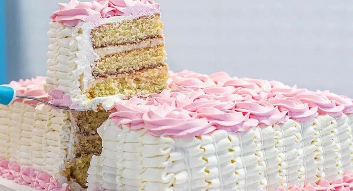 Bolo de festa que não ser confeiteira profissional para fazer