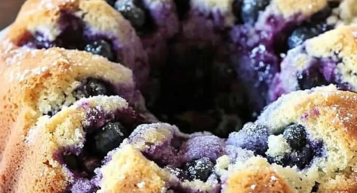 Blueberry Sour Cream Coffee Cake