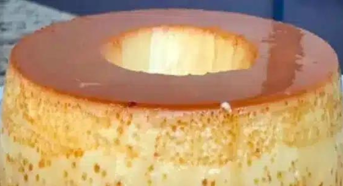 Pudim de leite com furinhos é uma sobremesa clássica e deliciosa