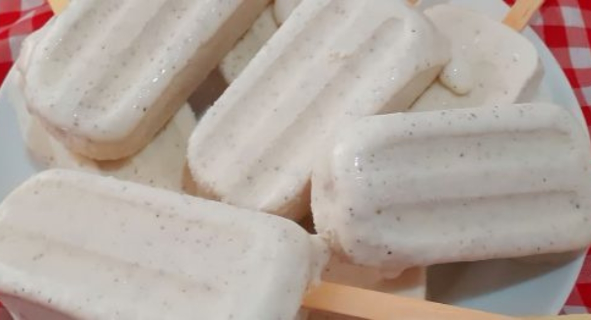 Picolé cremoso de coco