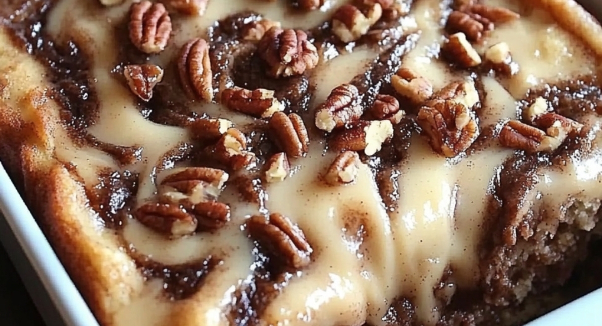 Cinnabon Cinnamon Roll Cake