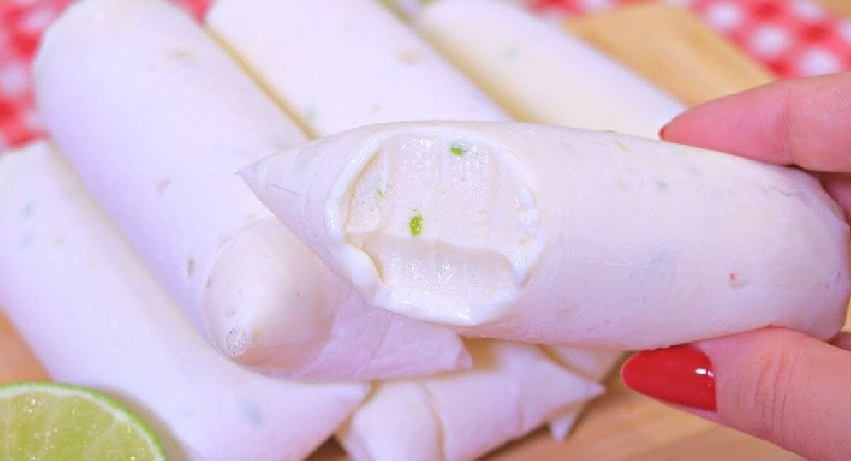 Geladinho cremoso de limão muito refrescante e fácil de fazer para agradar todo mundo