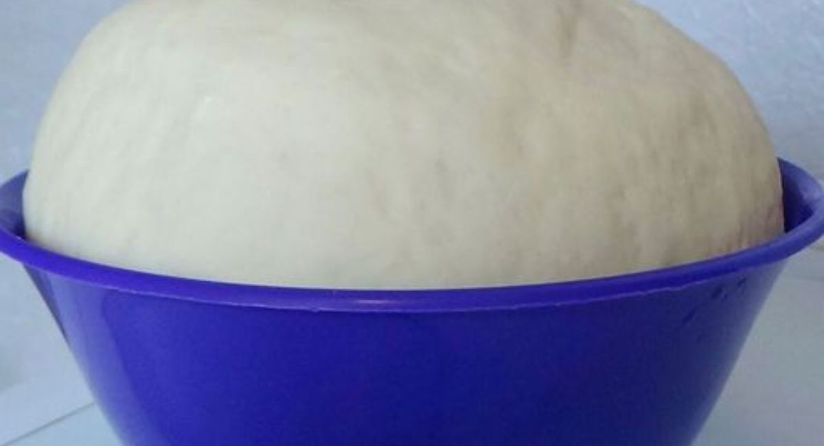 Pão caseiro com massa leve e fofinha para o seu café da manhã