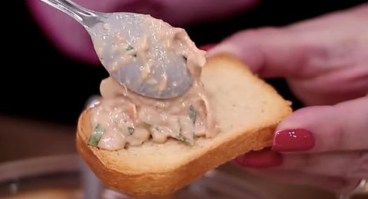 Patê de atum cremoso para sanduíches naturais e aperitivos