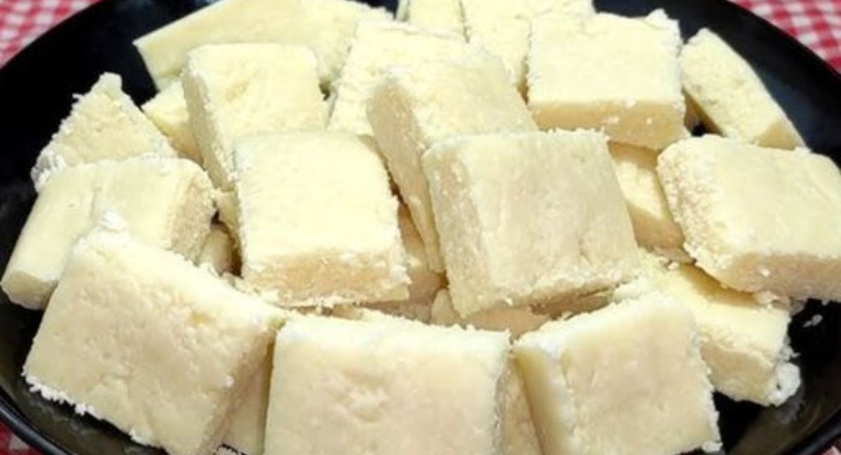 Doce de leite ninho de corte fácil de fazer e delicioso para servir na sobremesa!
