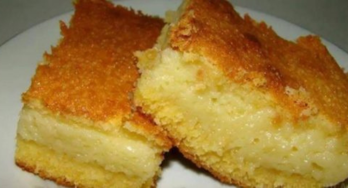 Bolo de fubá cremoso de liquidificador muito fácil de fazer e perfeito para o lanche