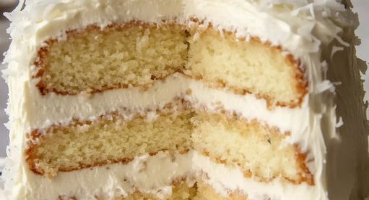 Creamy Coconut Cake