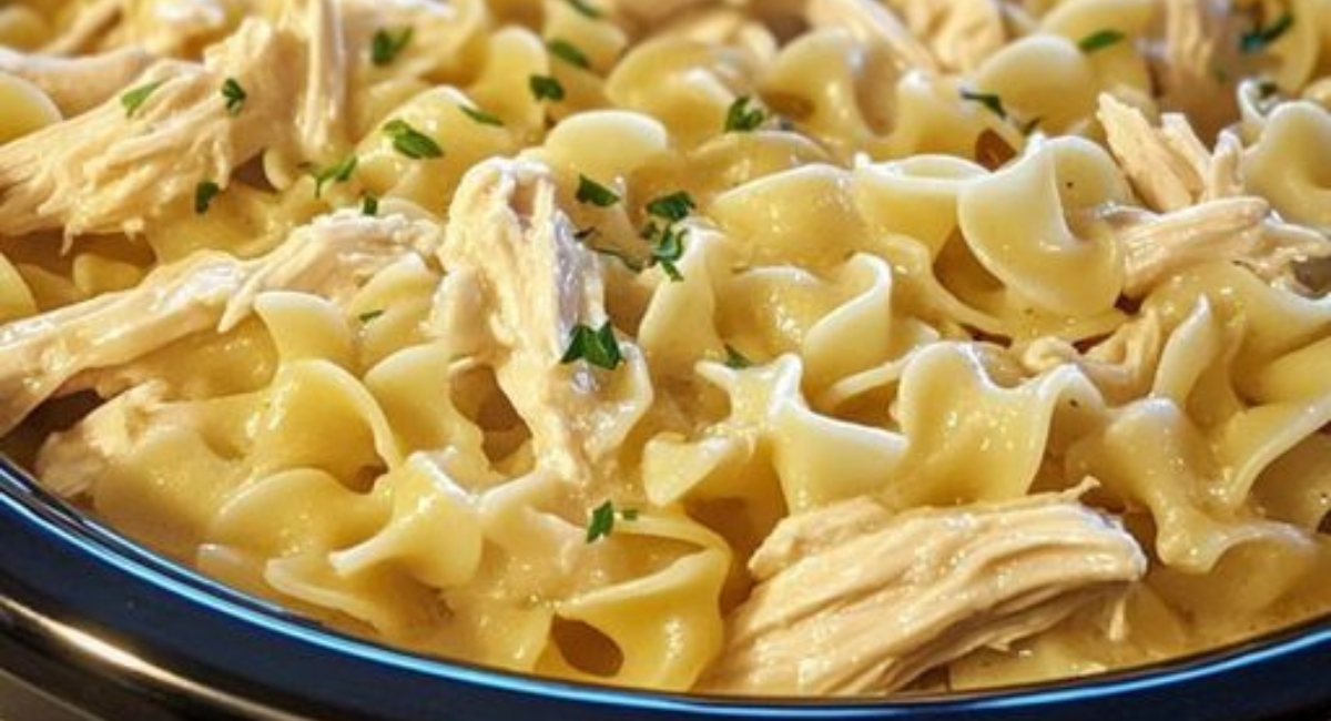 Slow Cooker Amish Chicken and Noodles