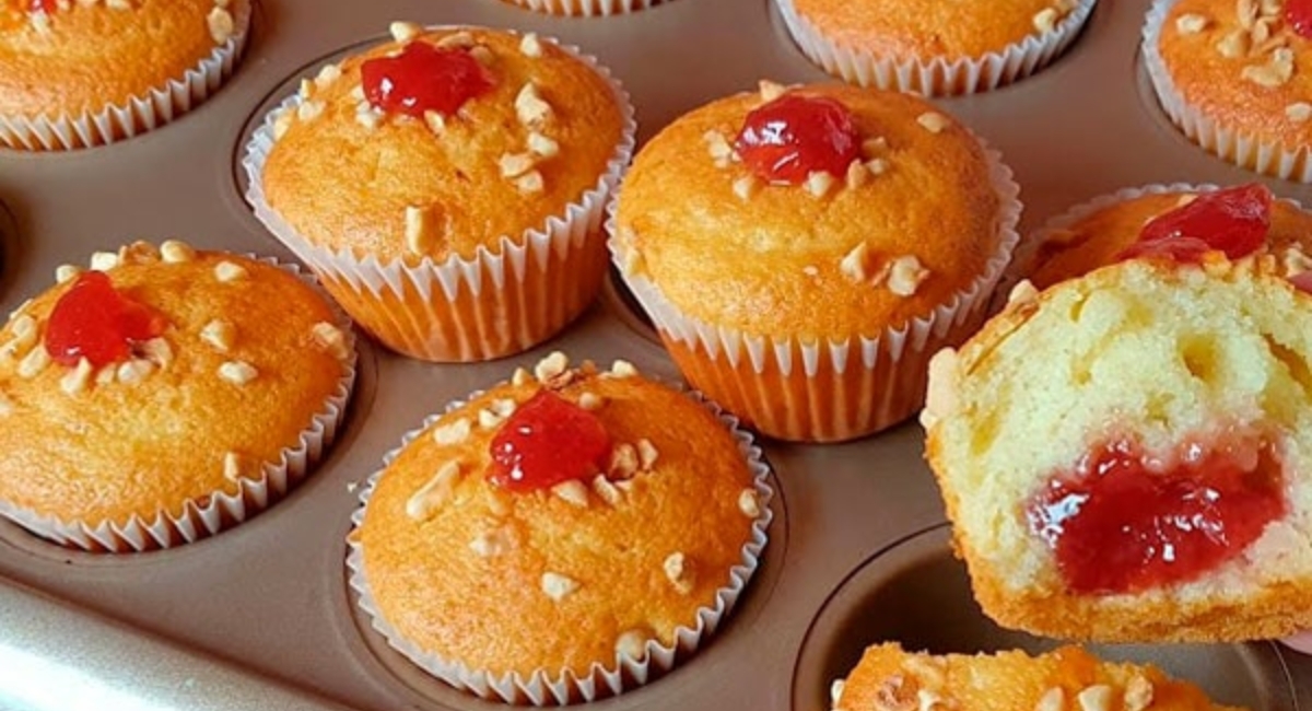 Cupcakes fourrés à la confiture