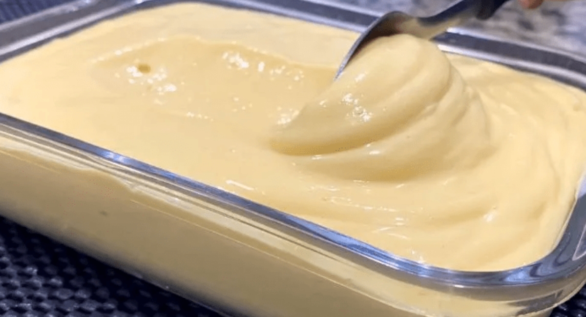 Sobremesa rápida e deliciosa com apenas 3 ingredientes