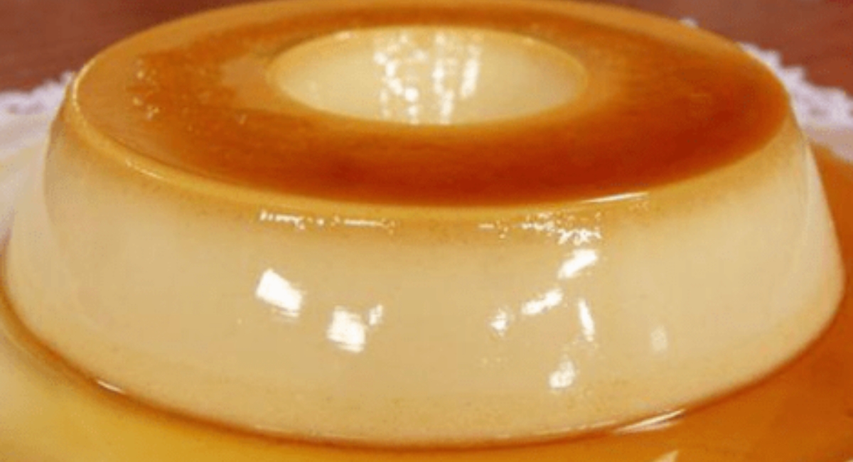 Pudim de geladeira que não precisa de forno fica maravilhoso e muito cremoso