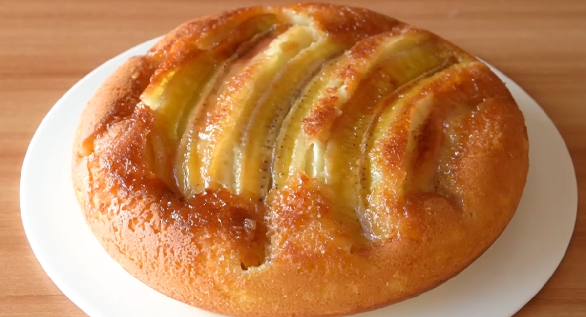 Bolo Invertido de Banana Caramelada