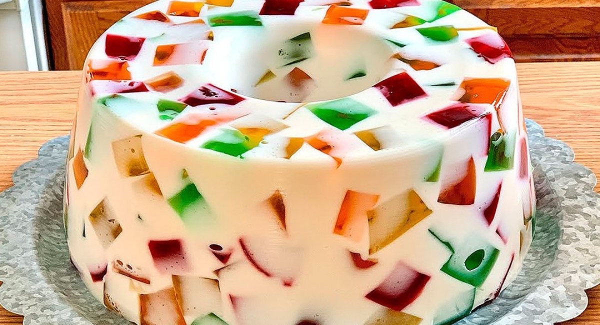  Gelatina Mosaico con Leche Condensada: Un Postre Colorido y Delicioso que Sorprenderá a Todos