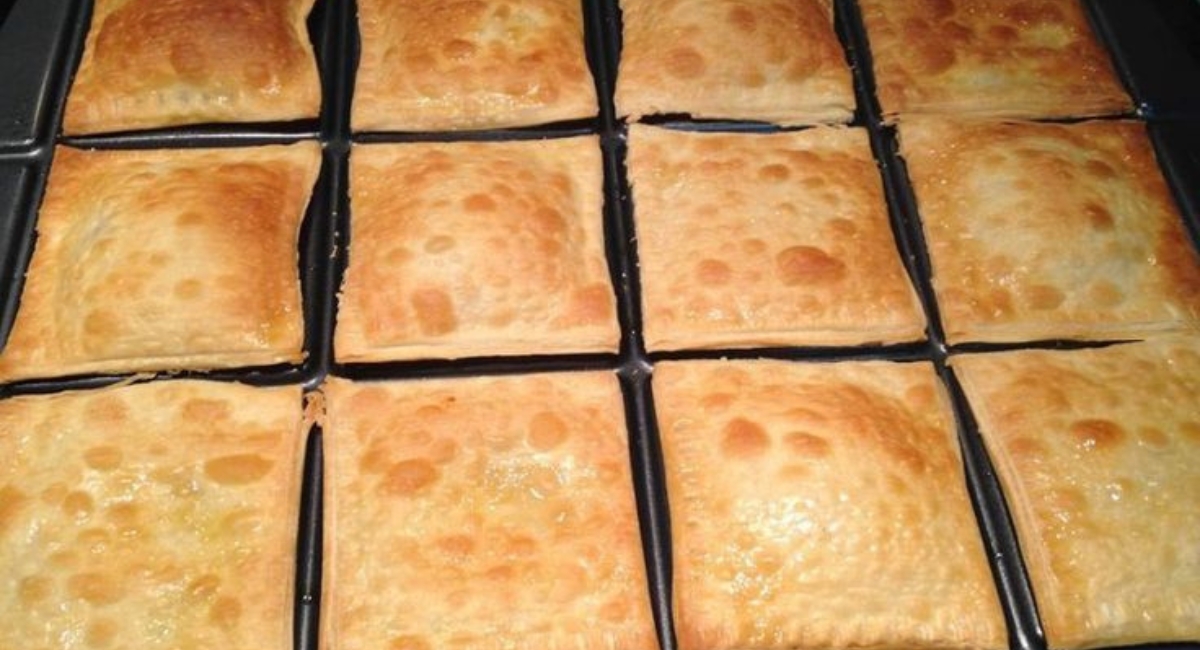 Pastel assado com cara de frito, bem crocante e sequinho