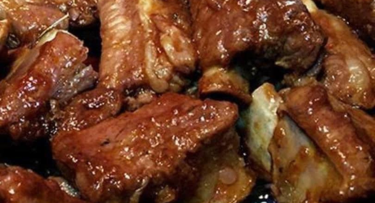 Costelinha de porco na panela de pressão: muito macia saborosa e fácil de fazer