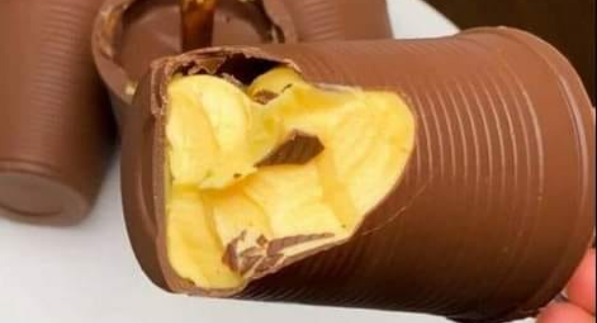 Sorvete de Casquinha de Chocolate com Recheio Cremoso de Maracujá