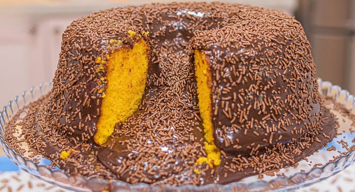 Receita de bolo vulcão de cenoura