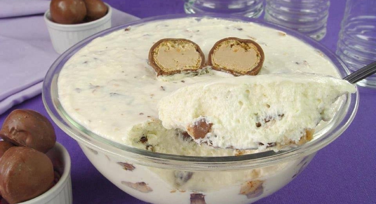 Mousse de leite condensado com sonho de valsa 
