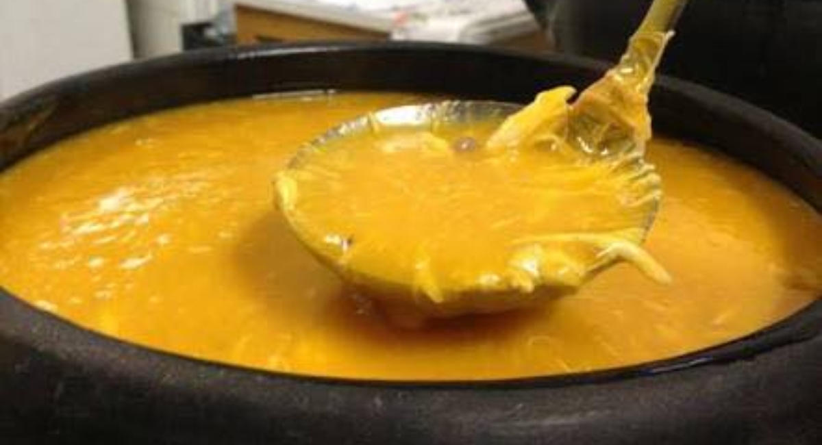 Caldo de frango