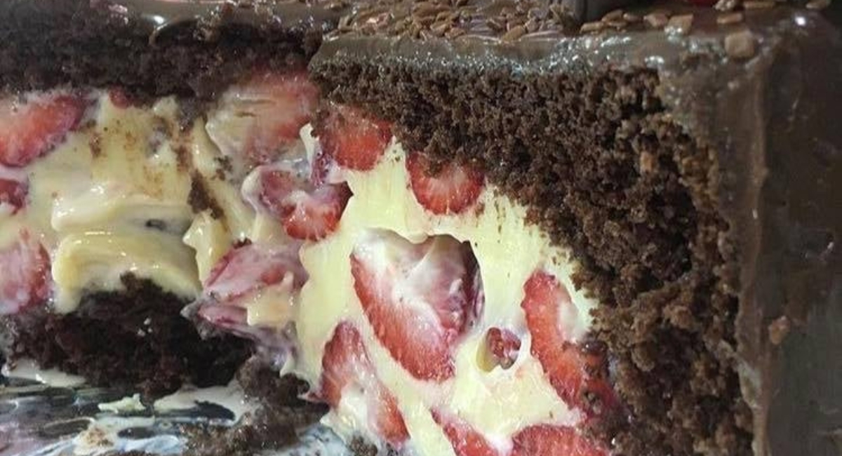 Bolo bombom com Cobertura (ganache) 