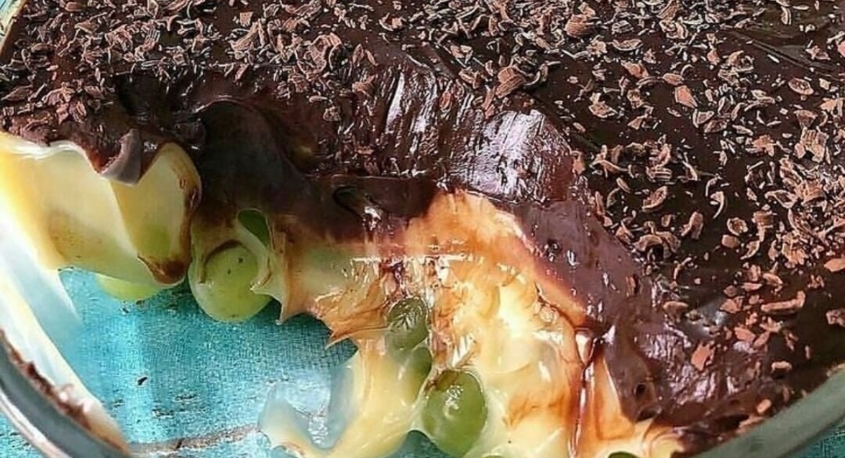 Bombom de uva na travessa incrivel!