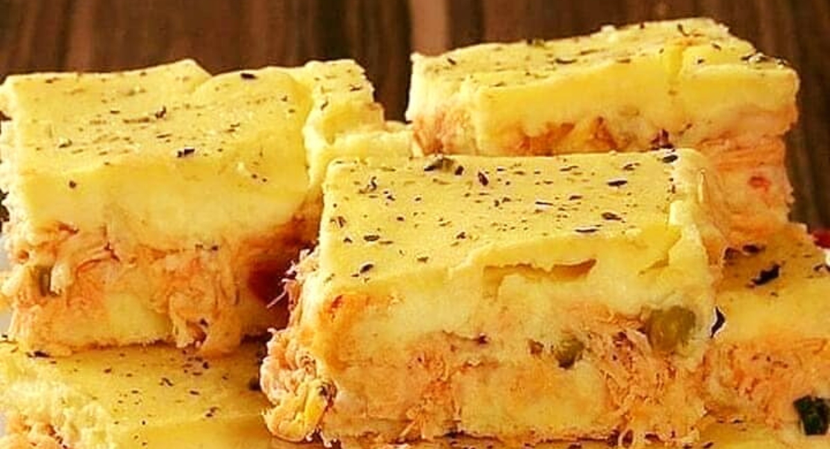 Torta de batata com frango fica bem cremosa