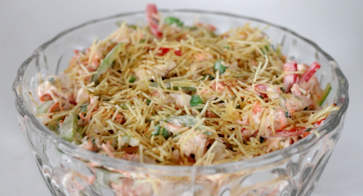 Salpicão simples e bem cremosinho para acompanhar o seu almoço