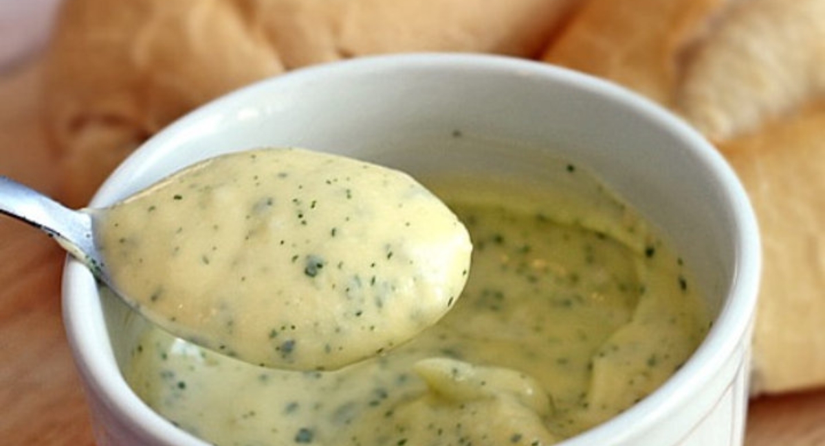 Receita de Creme de Alho Fácil e Delicioso
