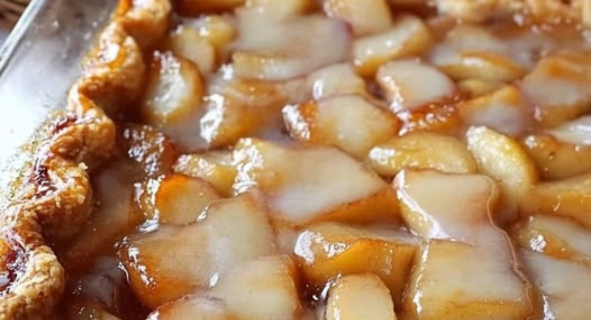 Glazed Apple Slab Pie