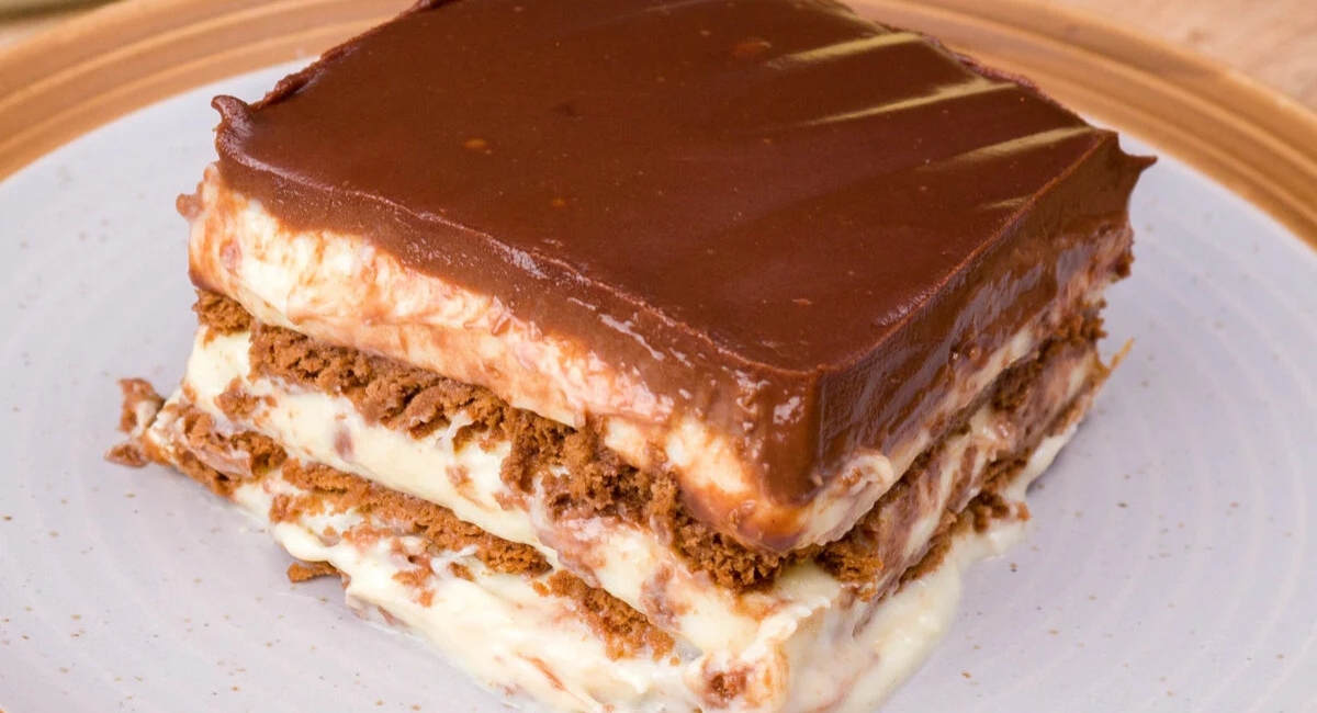 Não me canso de fazer essa sobremesa, é facil e deliciosa!