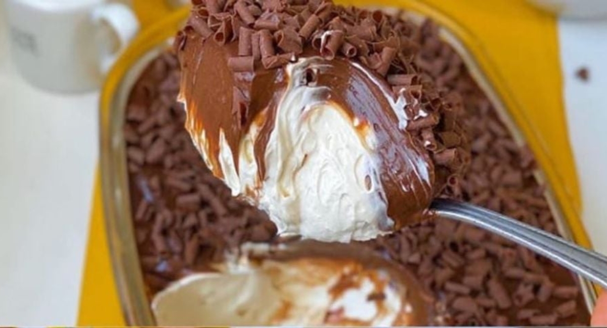 Mousse de leite ninho na travessa