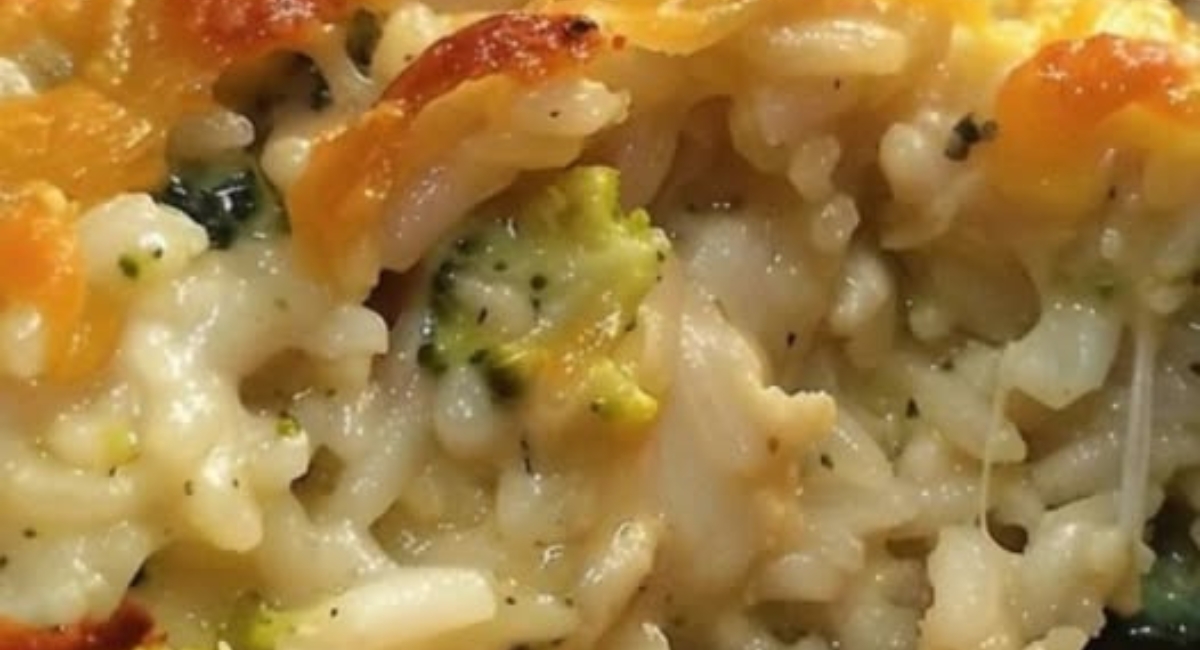 Broccoli, Rice, Cheese, and Chicken Casserole