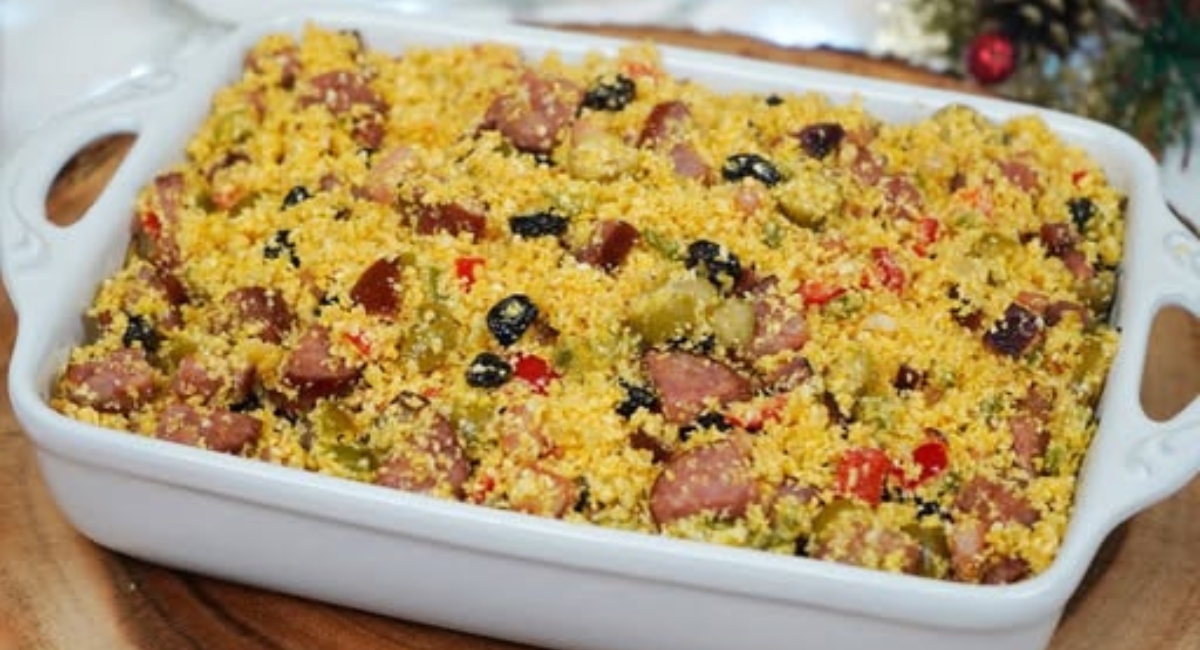 Farofa de Natal completa perfeita para acompanhar os pratos da sua ceia