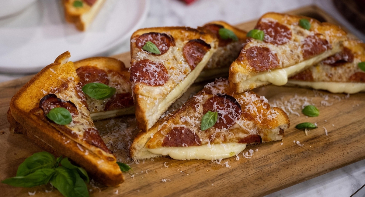 Pizza Grilled Cheese