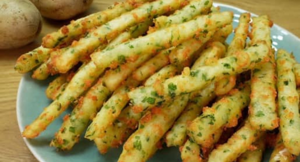 Quando tiver 3 batatas, prepare esta receita! É mais gostosa do que carne!
