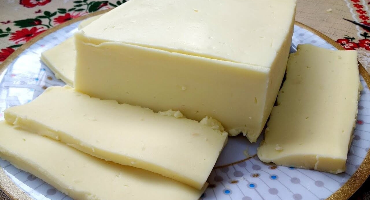 Queijo muçarela caseira fácil de fazer e fica igual a vendida no mercado só que bem mais barato