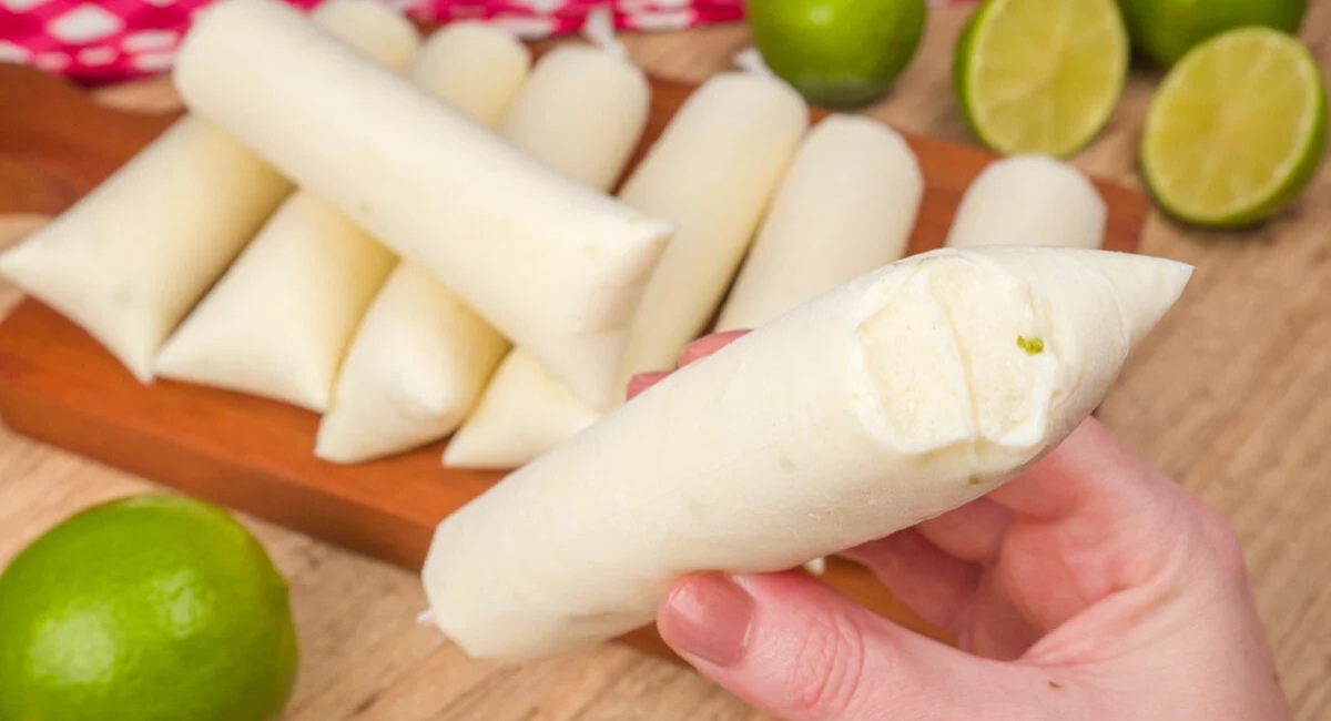Geladinho cremoso de limão