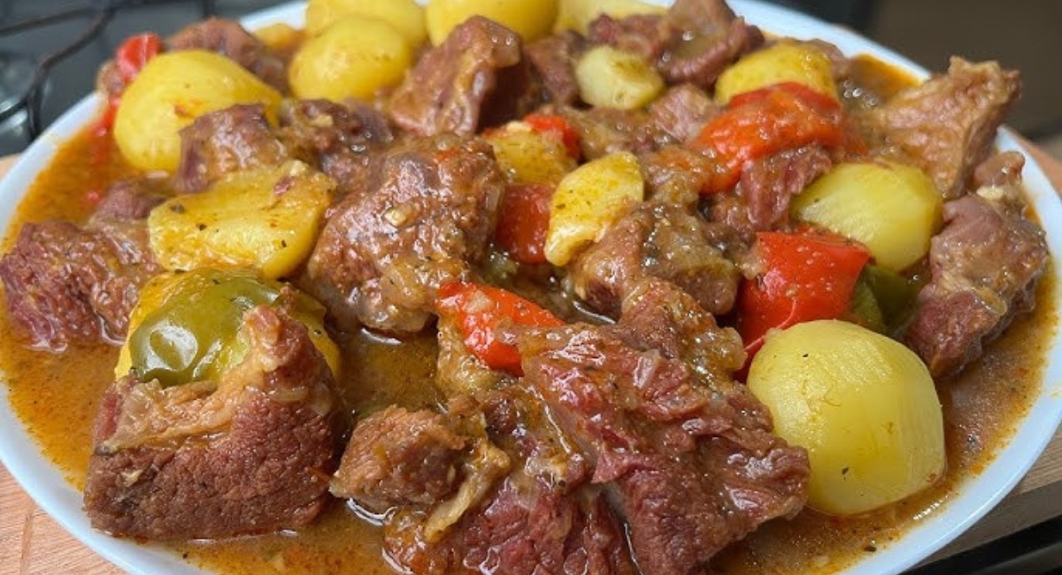 Smothered Oxtails