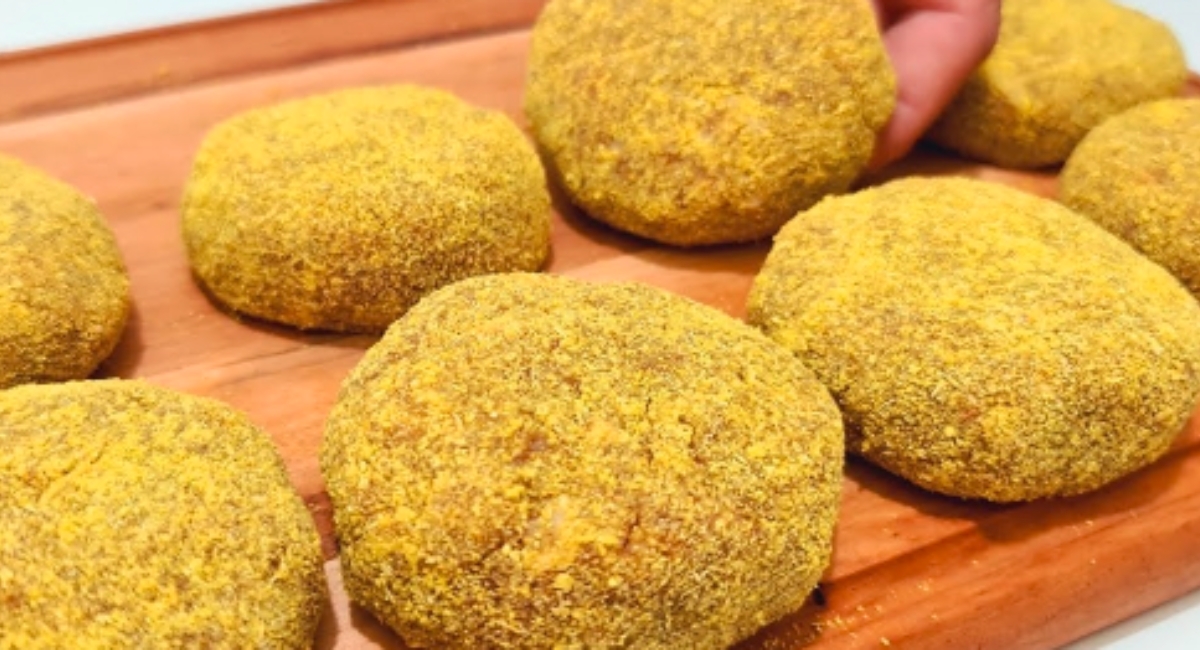 Leão-surdo o bolinho que deixa o bar do meu tio lotado em Goiânia