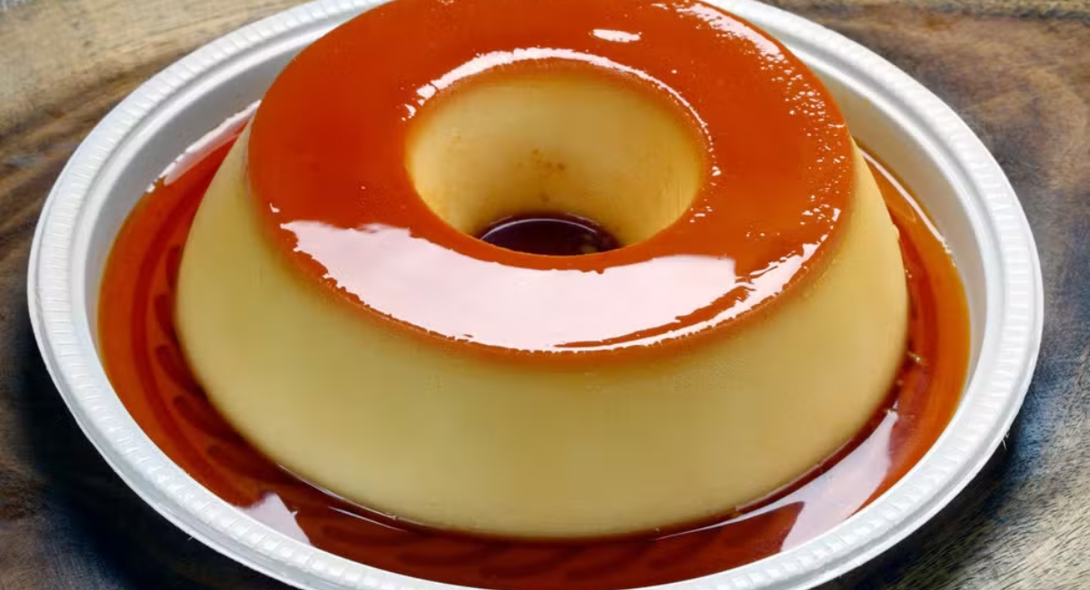 Descubra o ingrediente secreto para fazer esse pudim engana visita delicioso