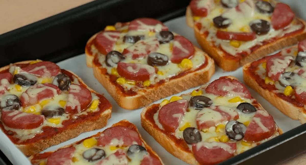 Pizza de pão de forma