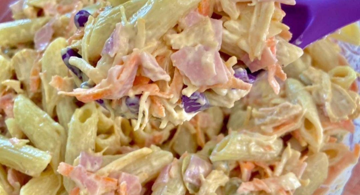 Macarroneis ou Salada de Macarrão 