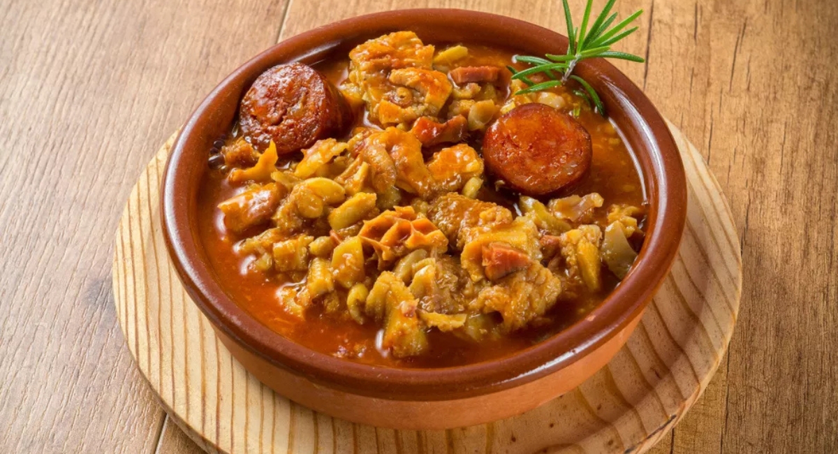 Dobradinha com bacon e linguiça deliciosa e suculenta ninguém vai resistir