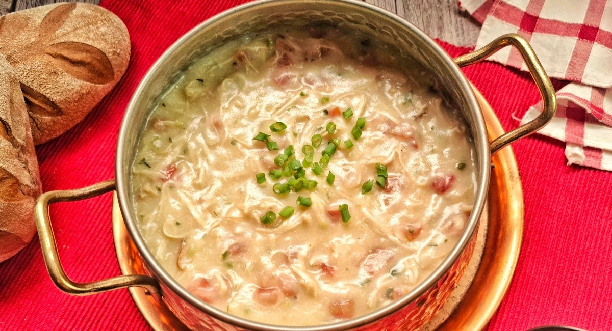 Caldo de pinto com batata