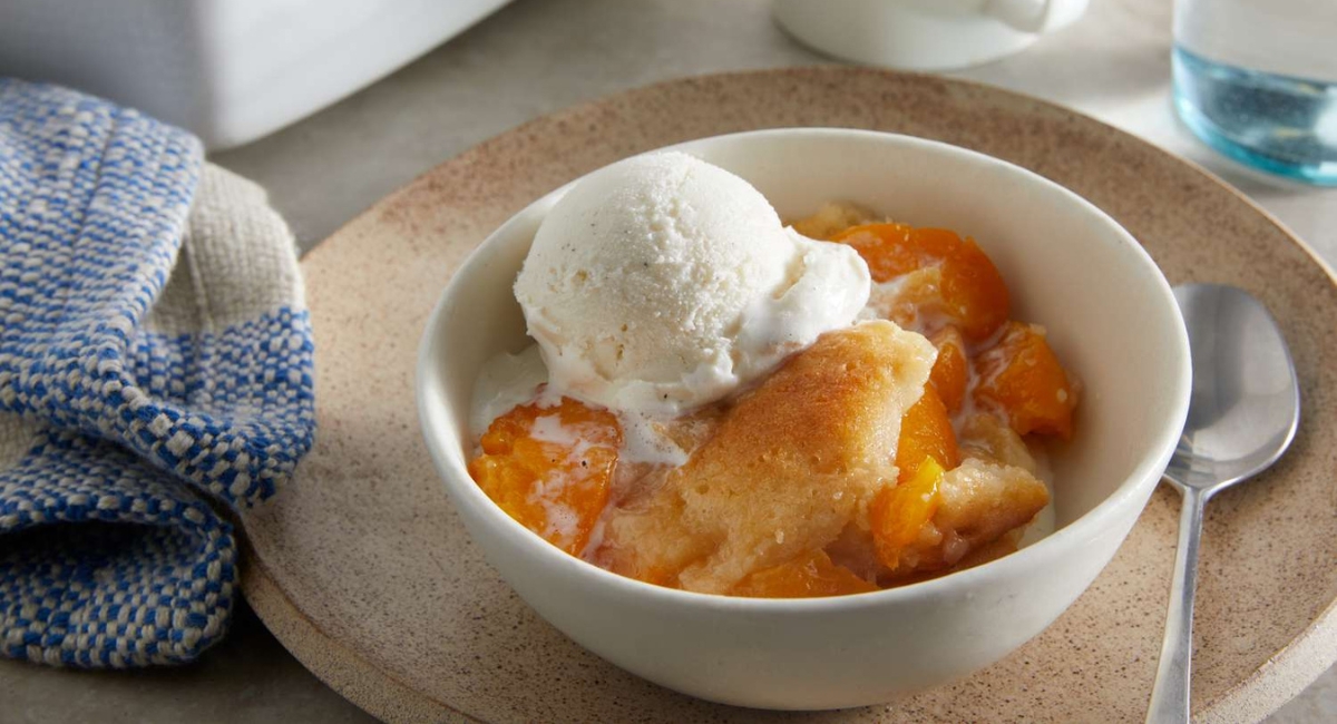 Easy Peach Cobbler 