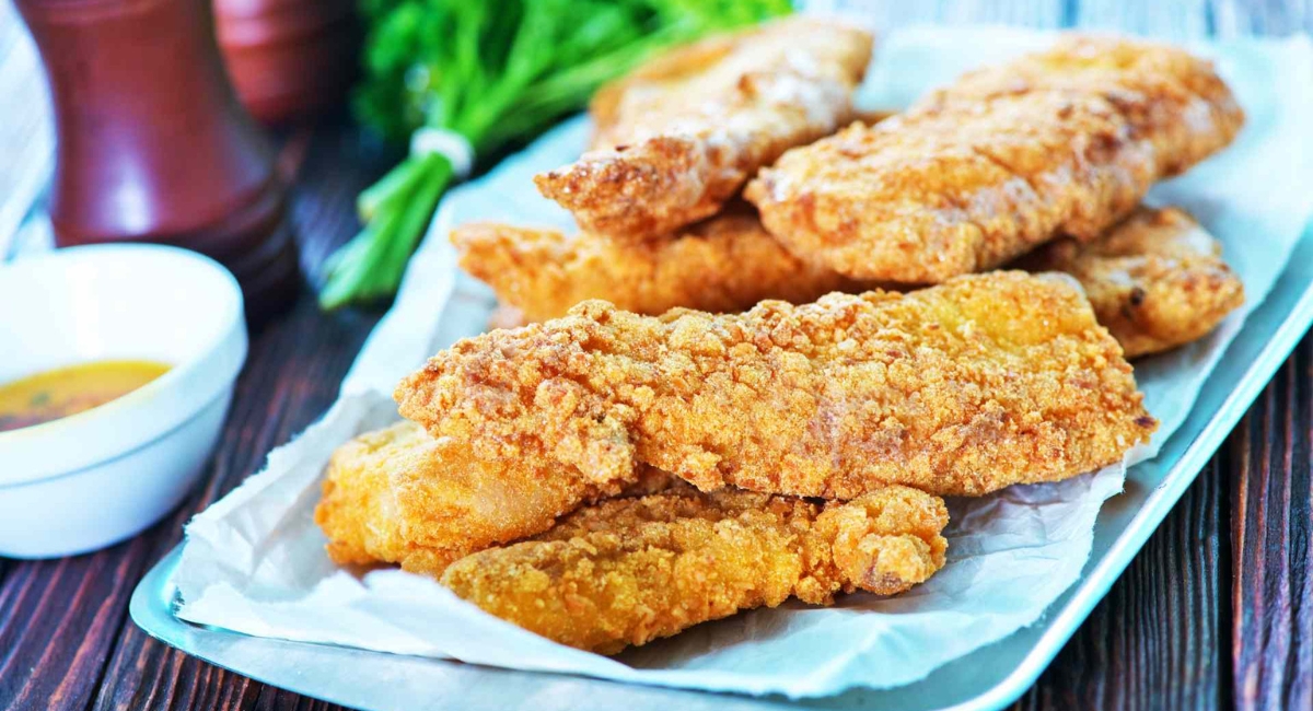 Segredo de restaurante: filé de peixe empanado sequinho e perfeito
