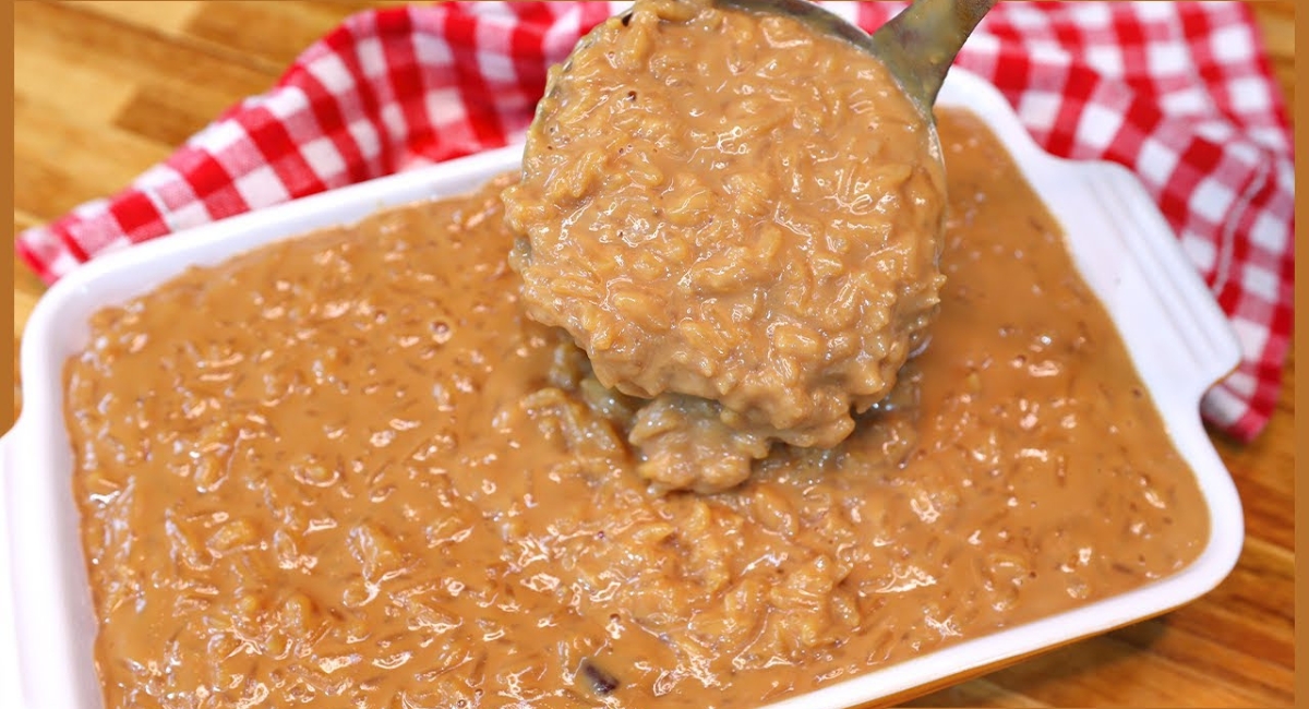 Arroz doce moreninho delicioso caramelizado a sobremesa perfeita para dias frios